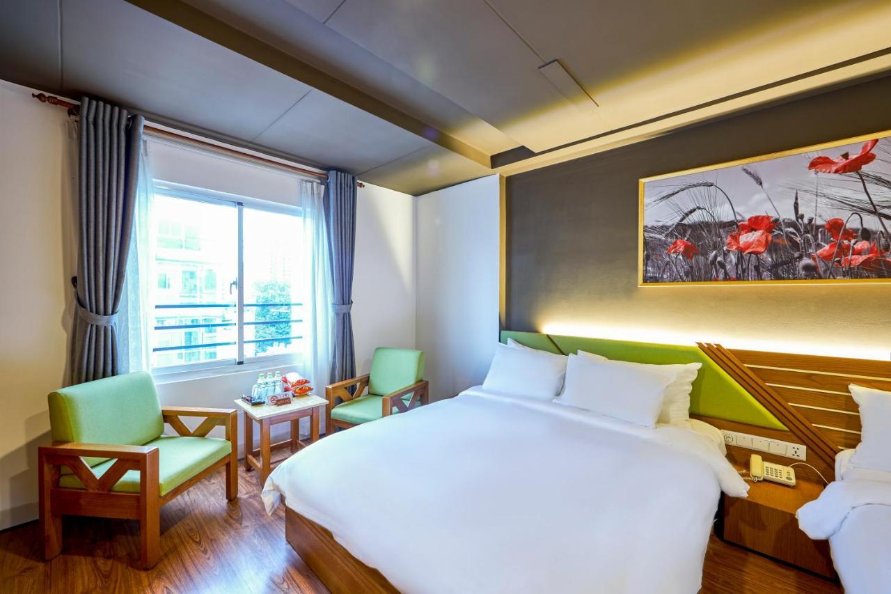 The Noble Swan Hotel Saigon ホーチミン市 エクステリア 写真