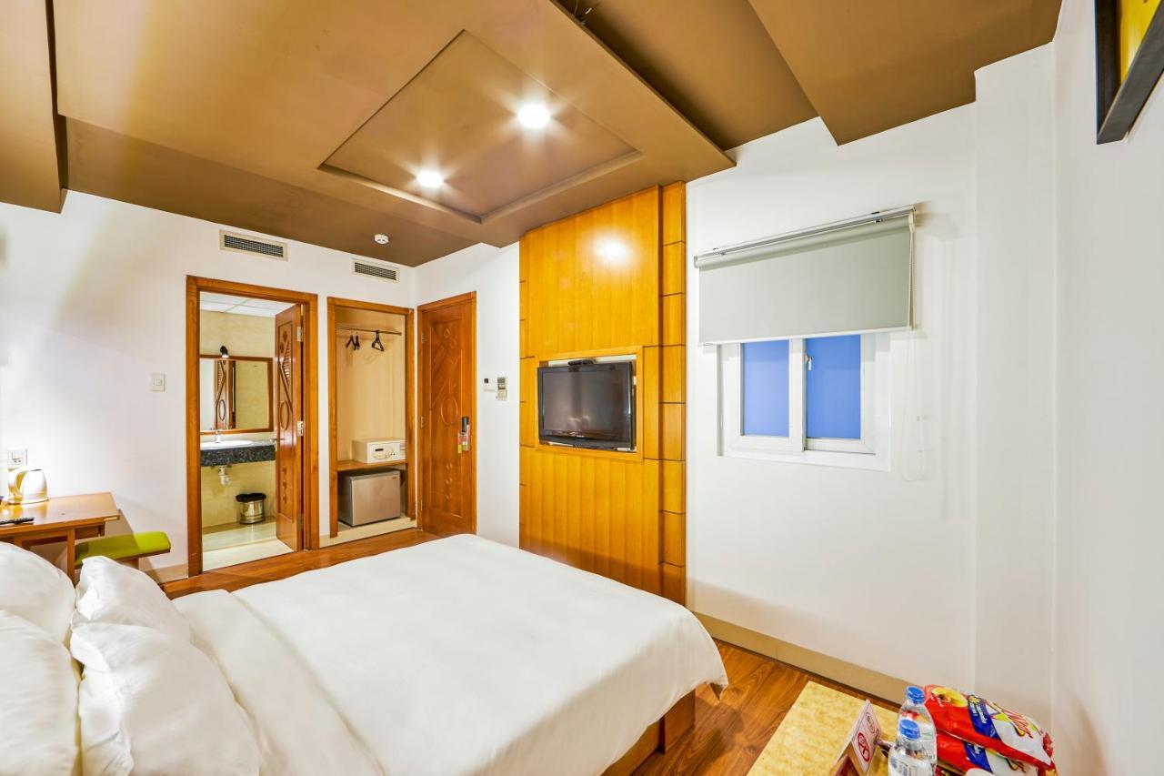 The Noble Swan Hotel Saigon ホーチミン市 エクステリア 写真