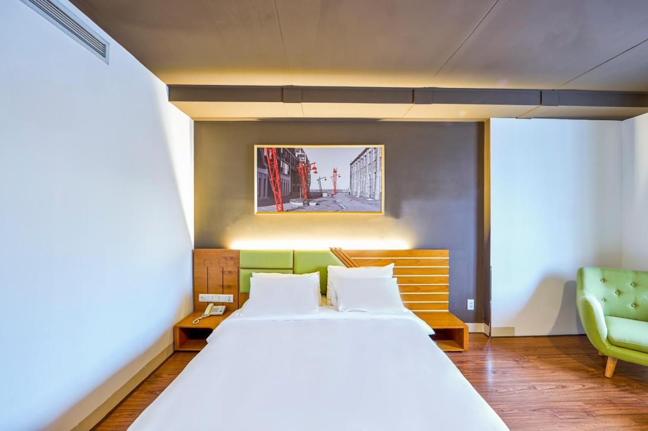 The Noble Swan Hotel Saigon ホーチミン市 エクステリア 写真
