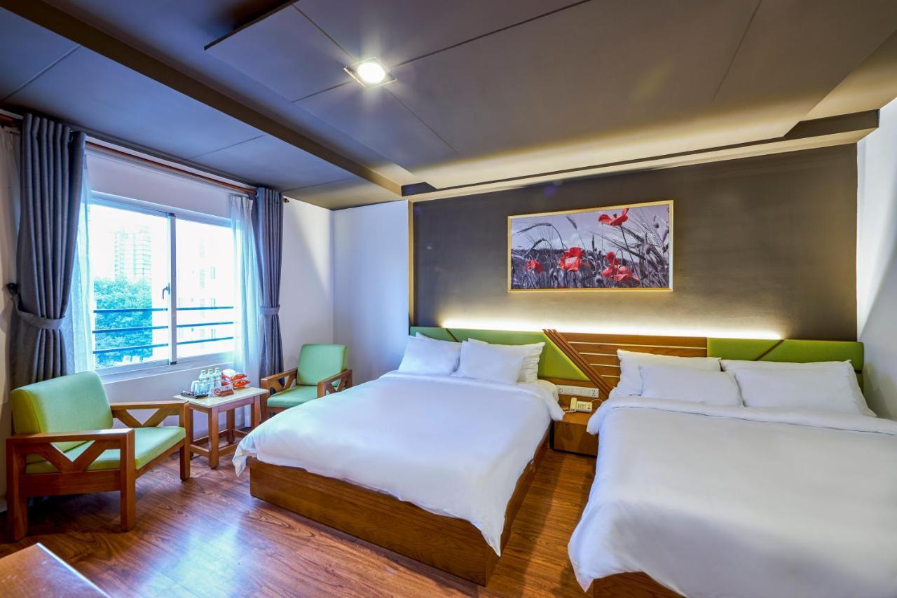 The Noble Swan Hotel Saigon ホーチミン市 エクステリア 写真